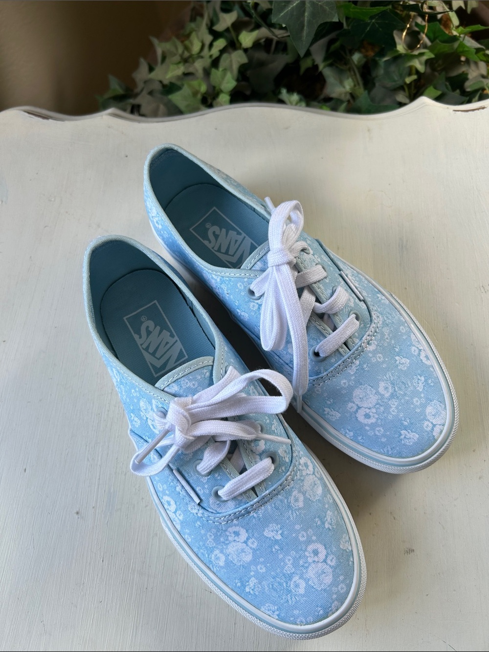 Vans Light Blue Floral Canvas Lace-Up Platform Sneakers Size 7 New - Picture 3 of 13